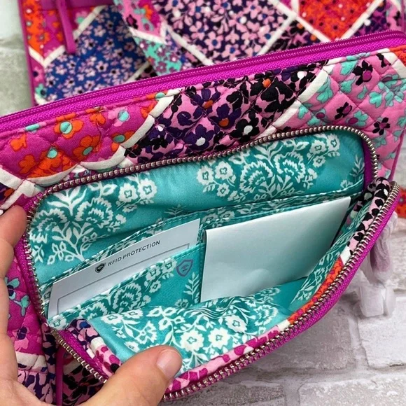 LOT OF THREE Vera Bradley Modern Medley Crossbody Bags - Picture 4 of 12